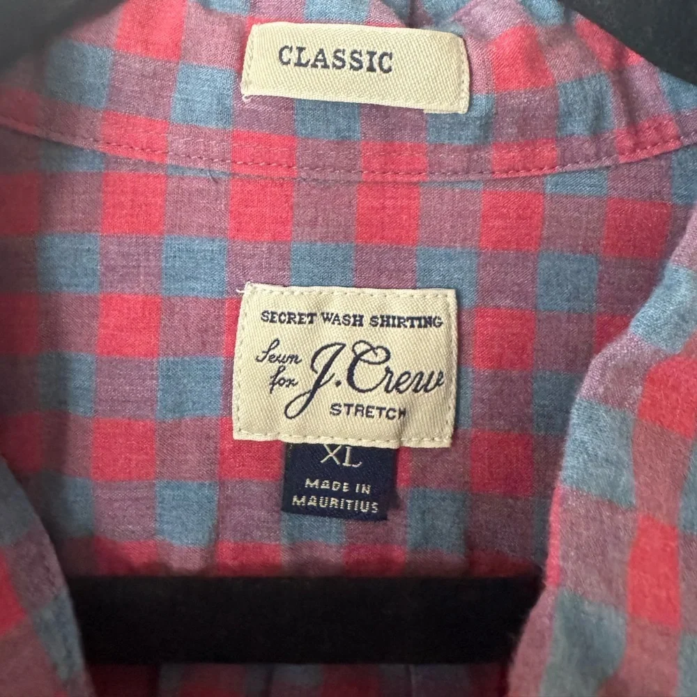 J. Crew Men's Slim Untucked Red and Blue Checkered Long-Sleeve Button Down Shirt